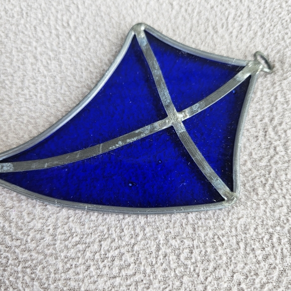 VTG Stained Glass Blue Kite Suncatcher Hanging Metal 6" Handcrafted - Picture 9 of 10
